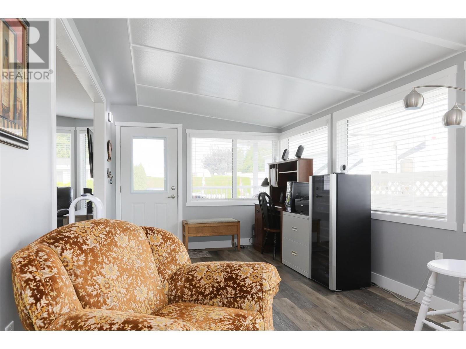 415 Commonwealth Road Unit# 291. Kelowna, British Columbia