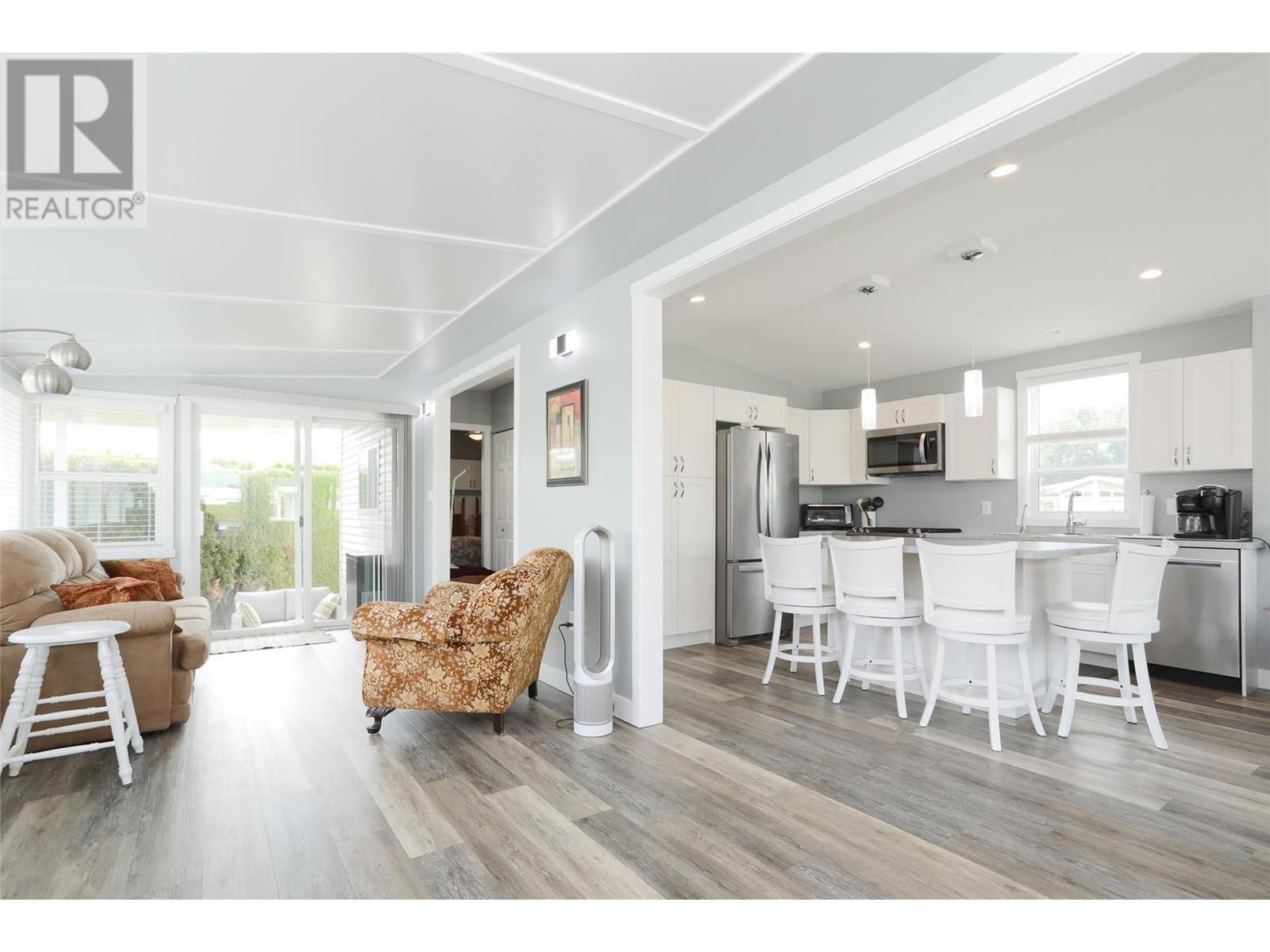 415 Commonwealth Road Unit# 291. Kelowna, British Columbia