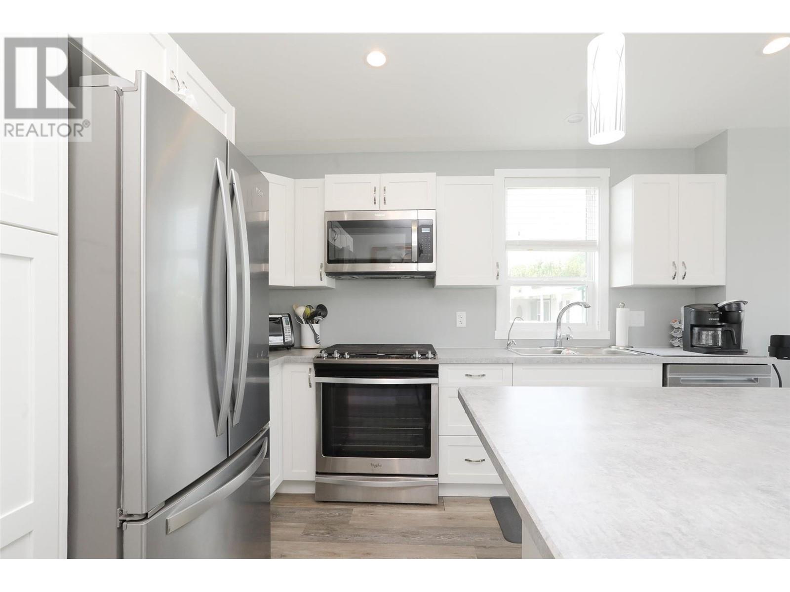 415 Commonwealth Road Unit# 291. Kelowna, British Columbia