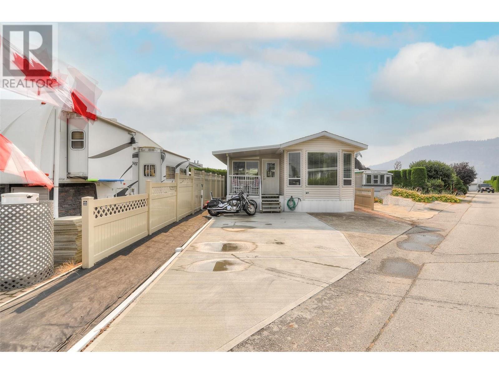 415 Commonwealth Road Unit# 291. Kelowna, British Columbia