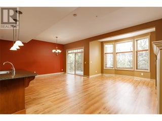 1795 Country Club Drive Unit# 128. Kelowna, British Columbia