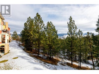 1795 Country Club Drive Unit# 128. Kelowna, British Columbia