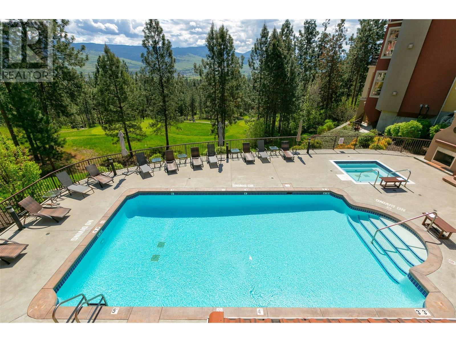 1795 Country Club Drive Unit# 128. Kelowna, British Columbia