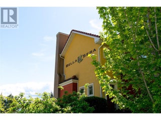 1795 Country Club Drive Unit# 128. Kelowna, British Columbia