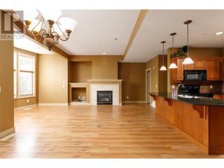 1795 Country Club Drive Unit# 128. Kelowna, British Columbia