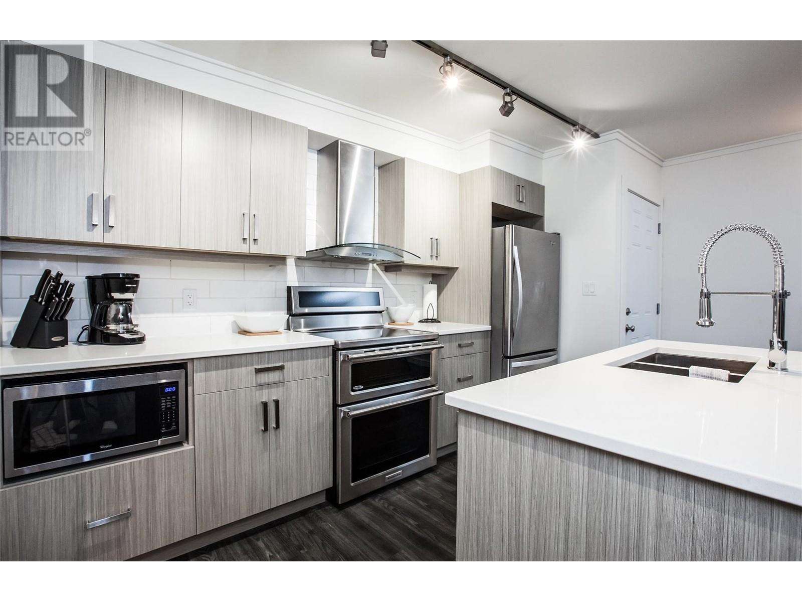 1240 Powerhouse Road Unit# 2104b. Revelstoke, British Columbia