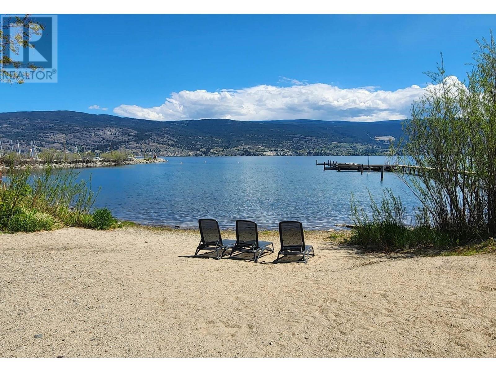 13011 Lakeshore Drive Unit# 363. Summerland, British Columbia