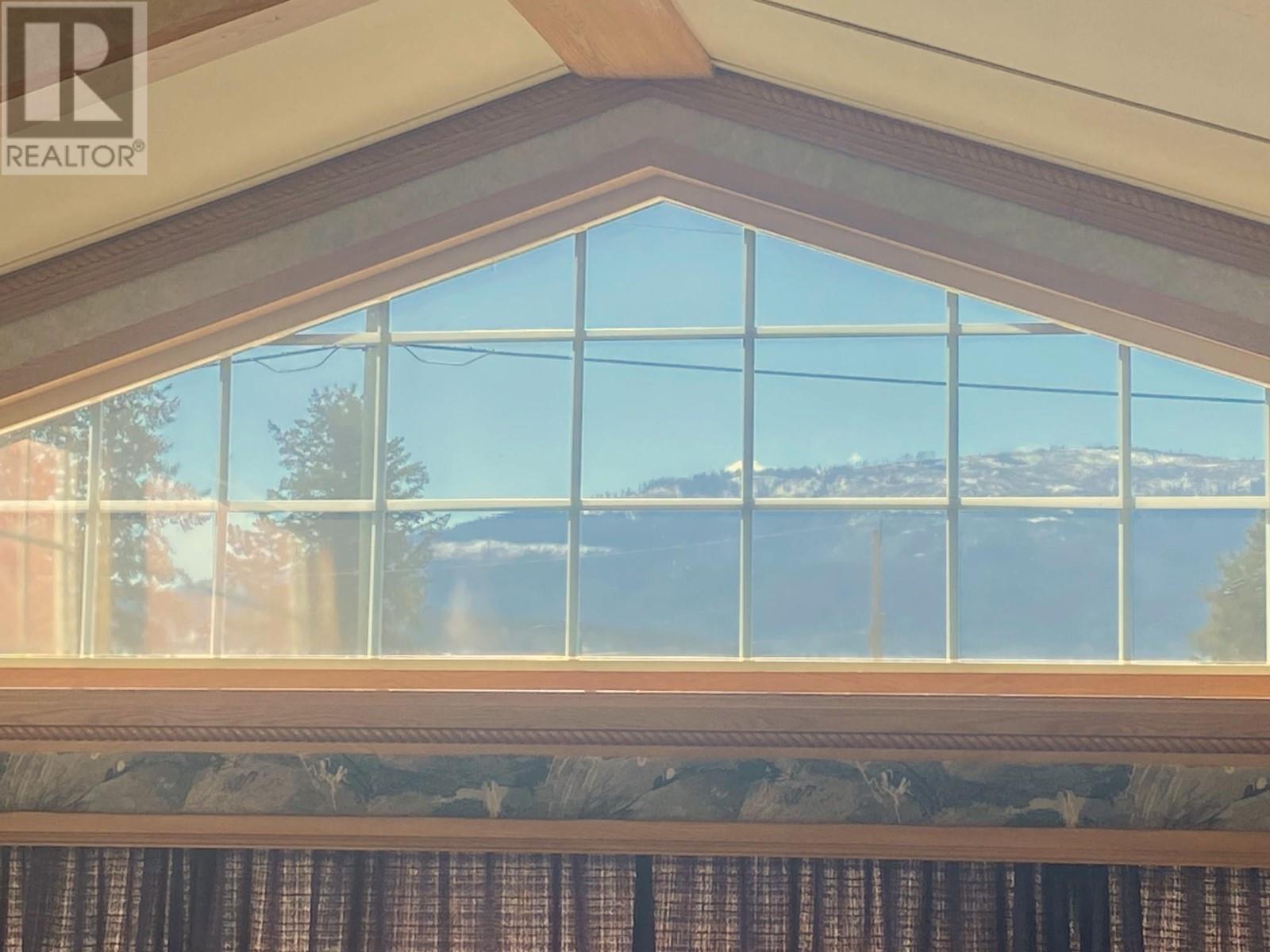 3844 Captain's Village Way Unit# 30. Scotch Creek, British Columbia