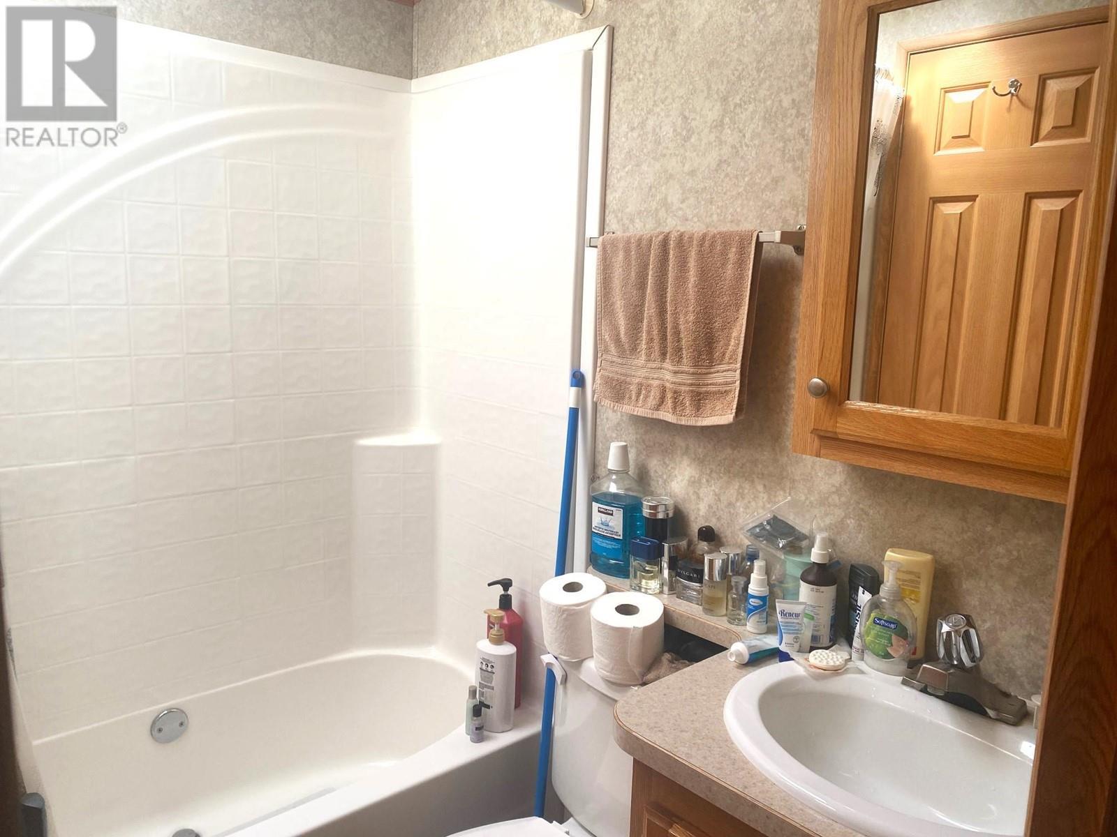 3844 Captain's Village Way Unit# 30. Scotch Creek, British Columbia