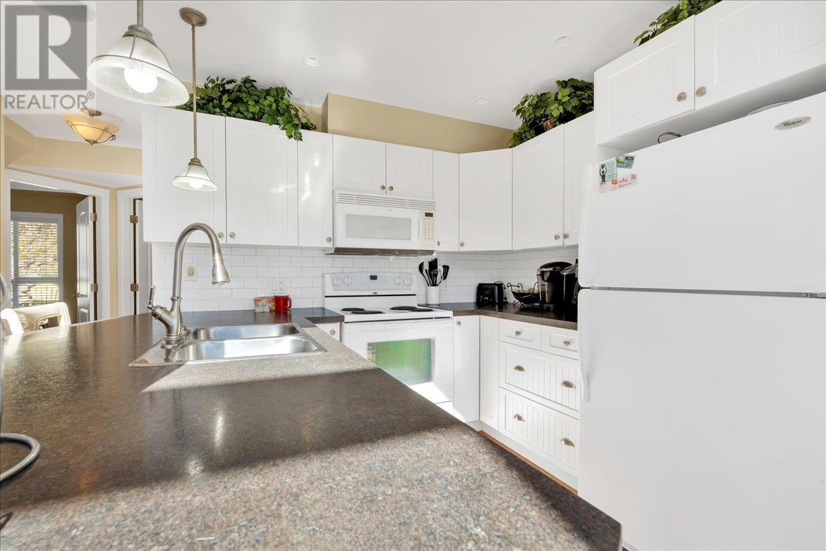 6716 La Palma Loop Unit# 261. Kelowna, British Columbia