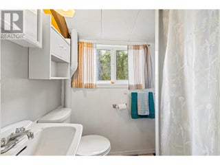 1665 Blind Bay Road. Blind Bay, British Columbia