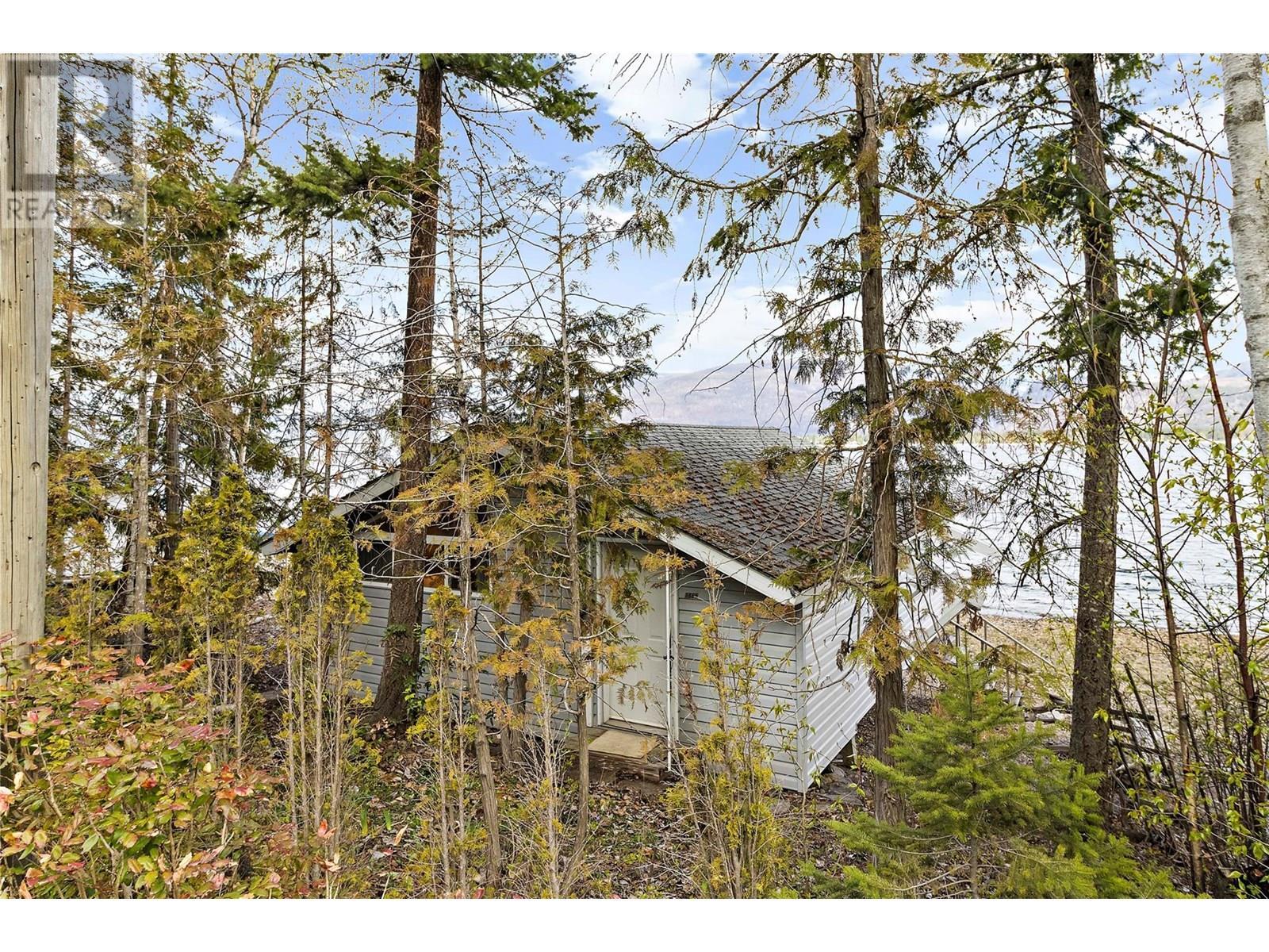 1665 Blind Bay Road. Blind Bay, British Columbia