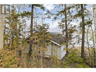 1665 Blind Bay Road. Blind Bay, British Columbia