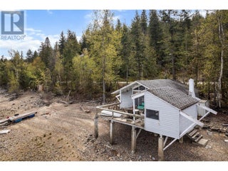 1665 Blind Bay Road. Blind Bay, British Columbia