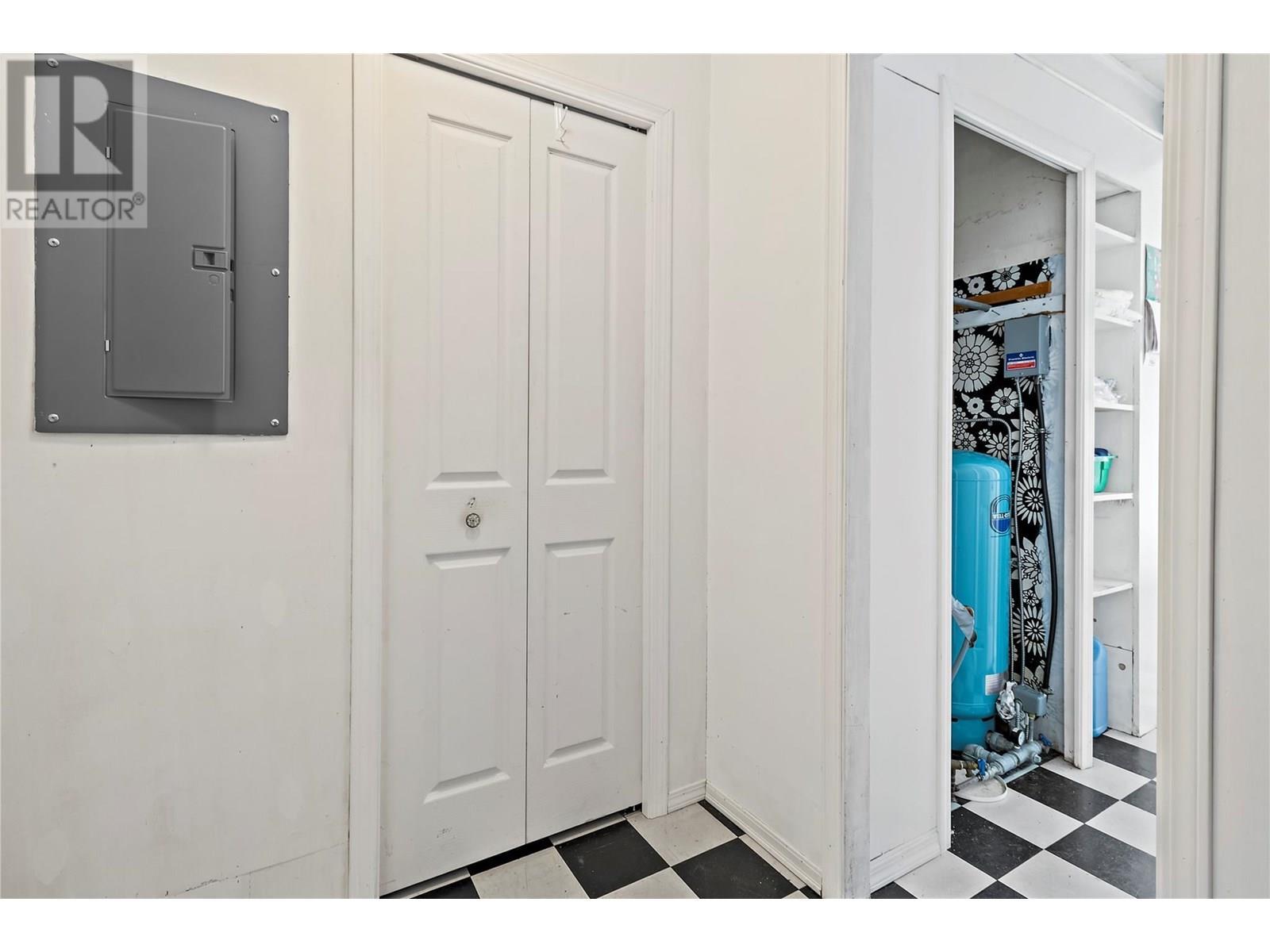 1665 Blind Bay Road. Blind Bay, British Columbia