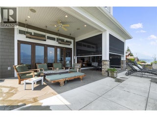 1801 Archibald Road Unit# 5. Sorrento, British Columbia