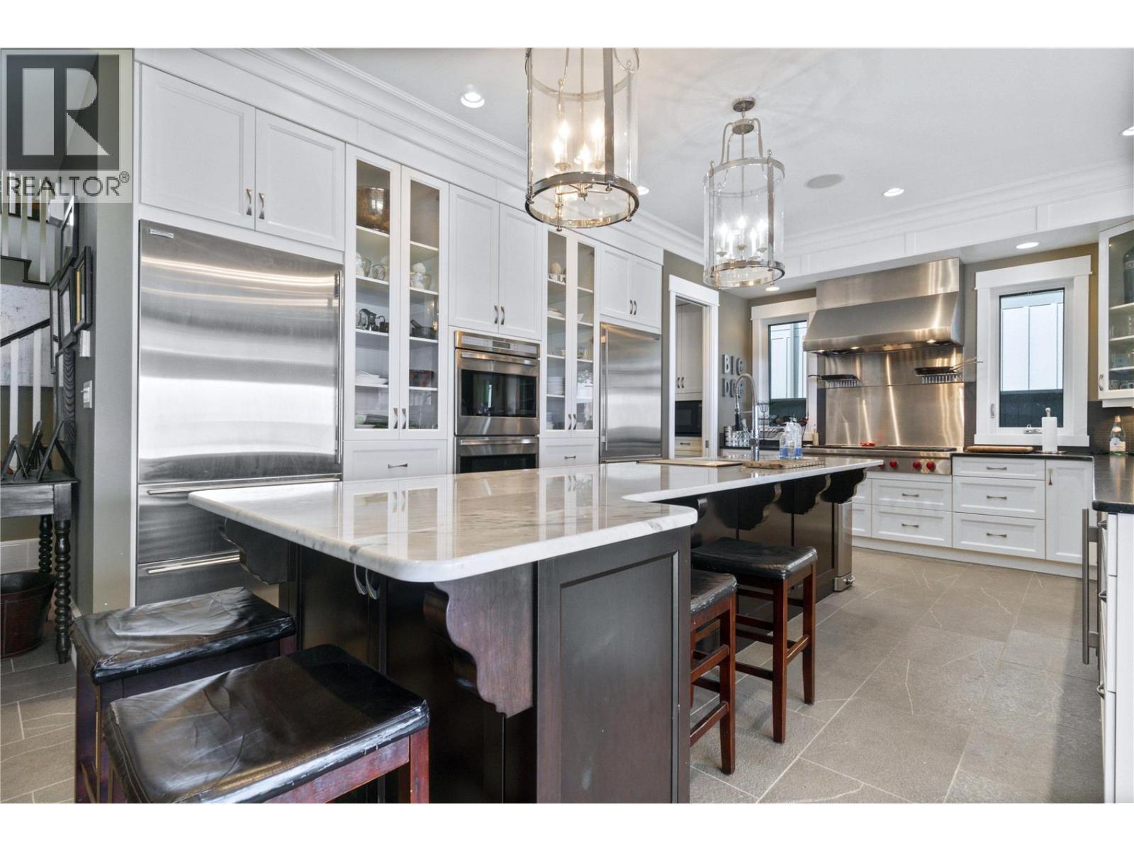 1801 Archibald Road Unit# 5. Sorrento, British Columbia