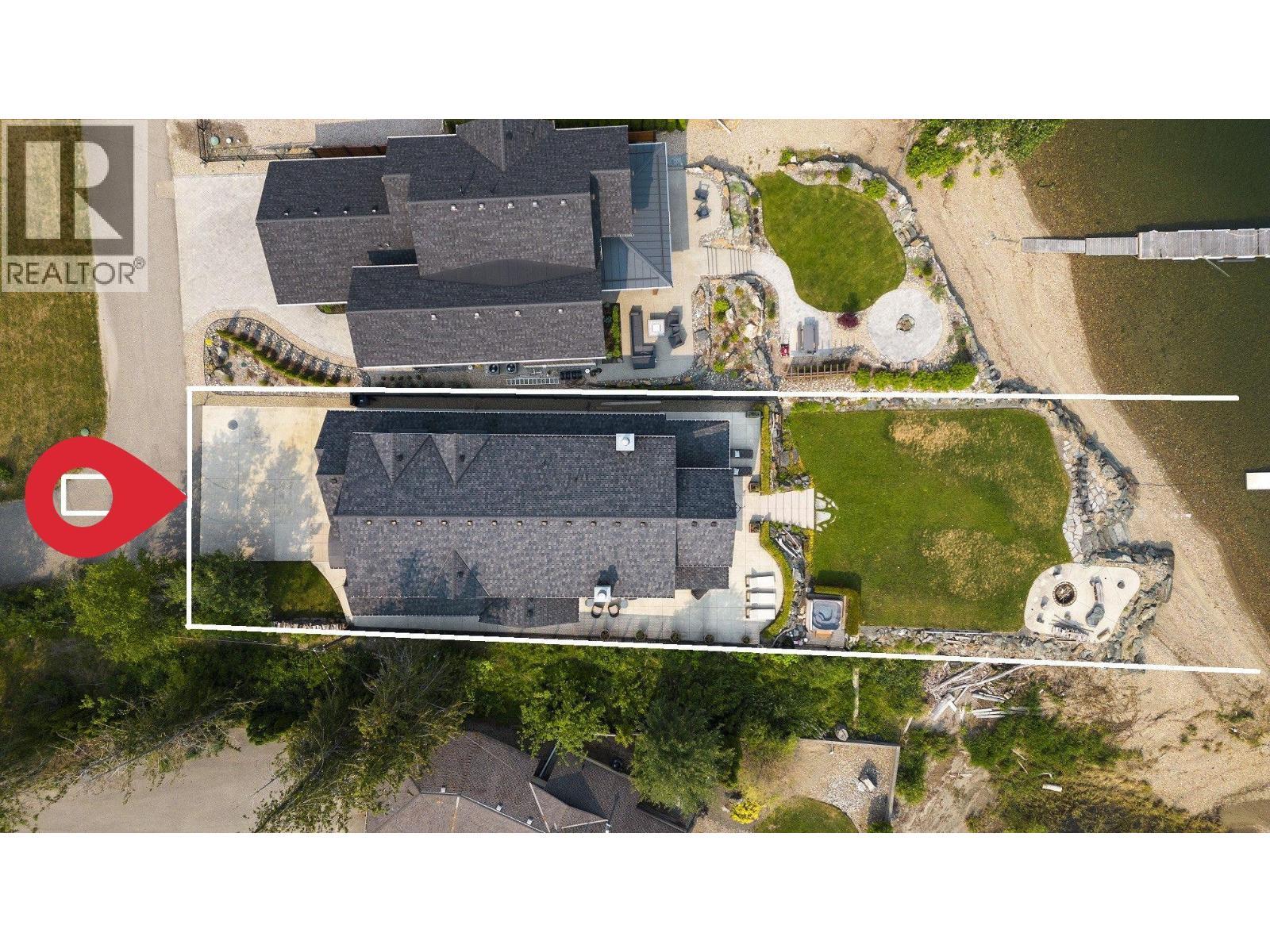 1801 Archibald Road Unit# 5. Sorrento, British Columbia