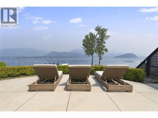 1801 Archibald Road Unit# 5. Sorrento, British Columbia