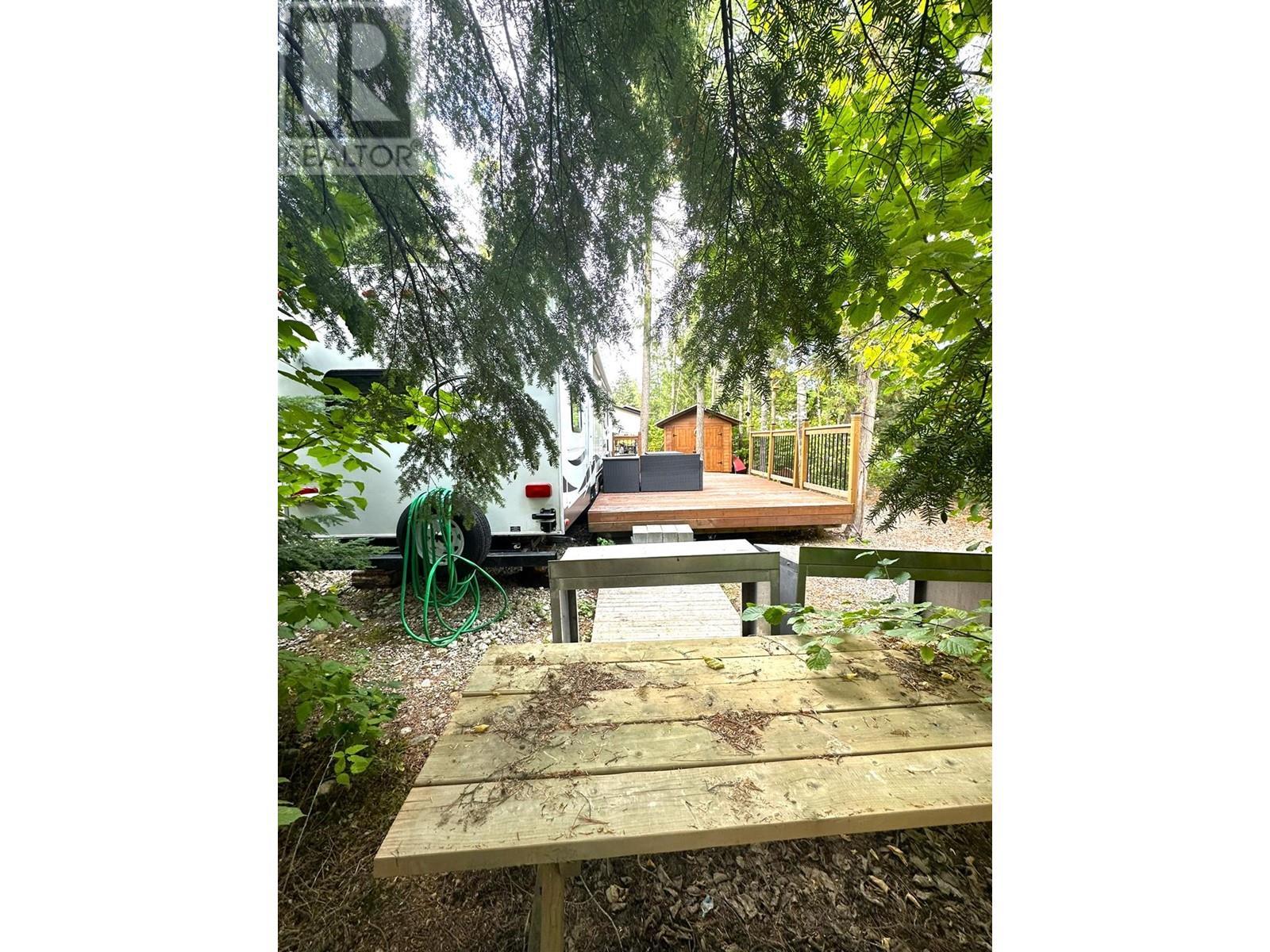 3499 Luoma Road Unit# 122 Lot# 122. Malakwa, British Columbia