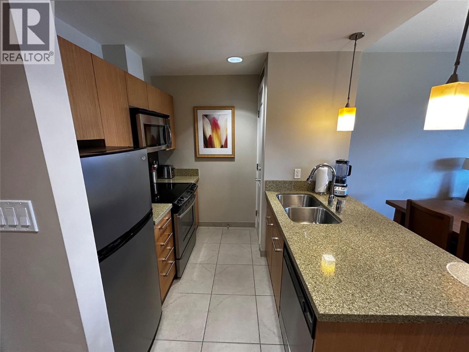 15 Park Place Place Unit# 341. Osoyoos, British Columbia