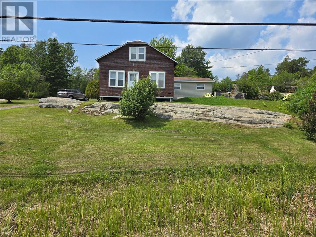 295 Riverside Road, Britt