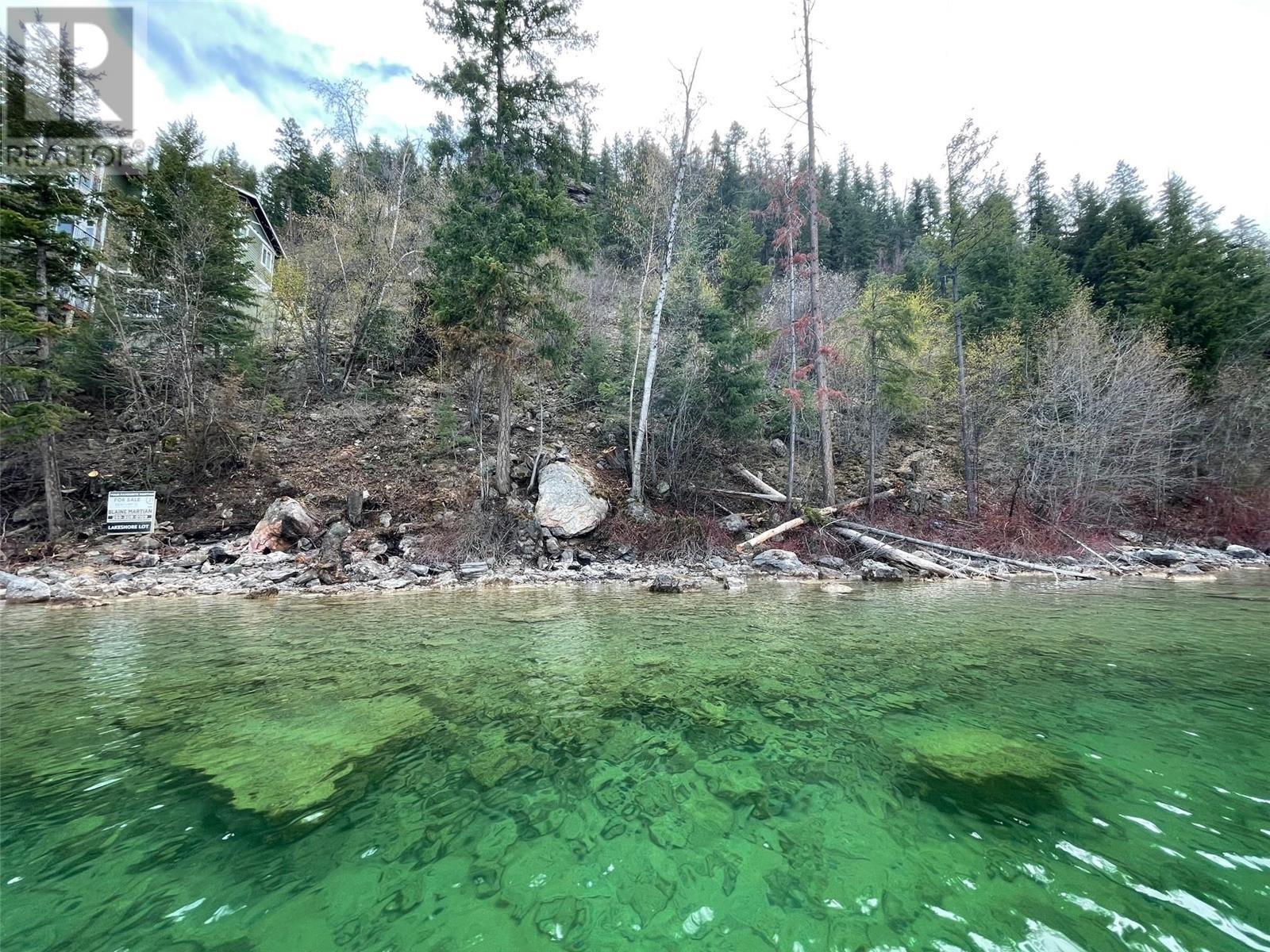 5649 Cosens Bay Road Unit# 8. Coldstream, British Columbia