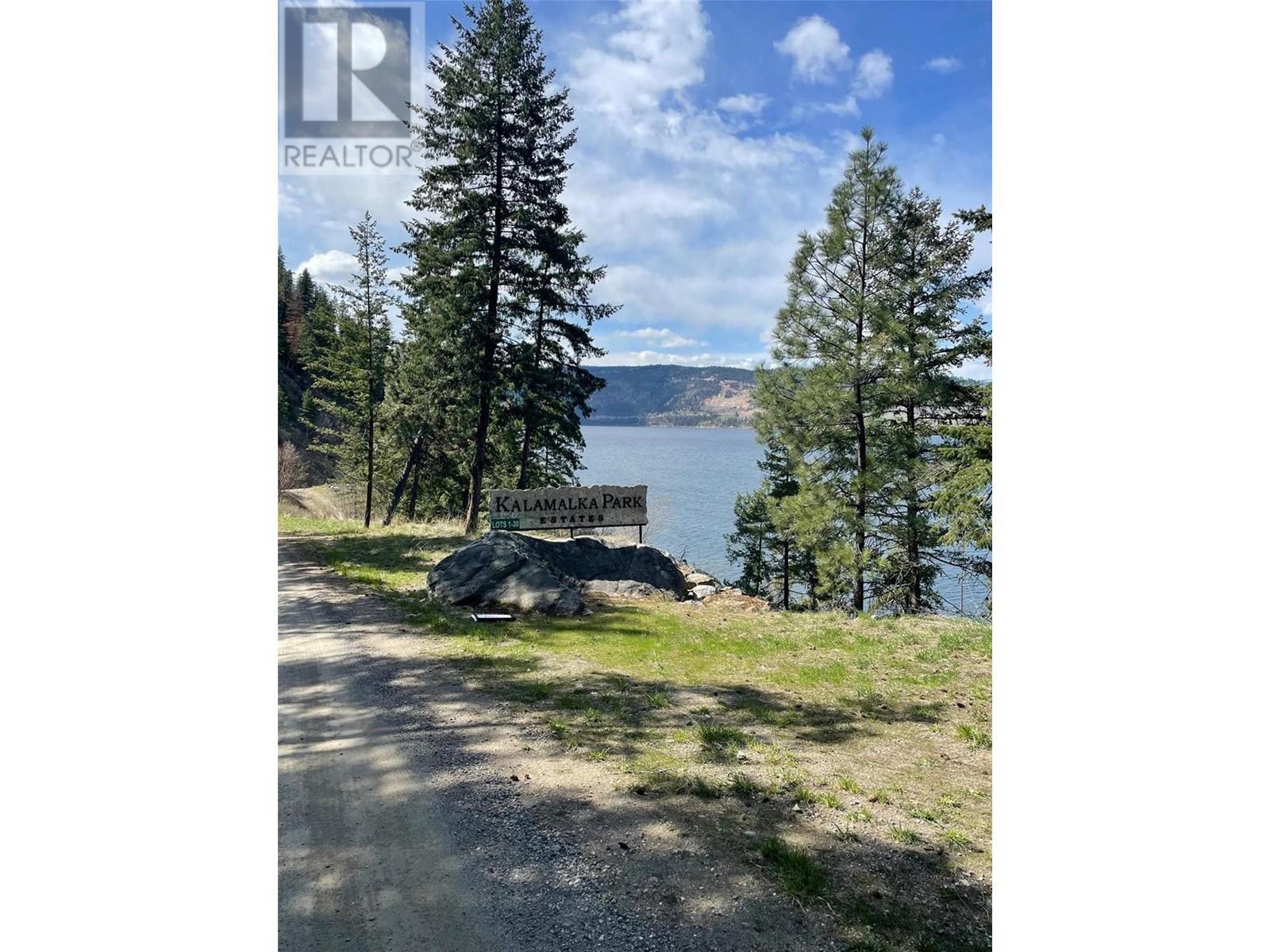 5649 Cosens Bay Road Unit# 8. Coldstream, British Columbia