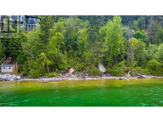 5649 Cosens Bay Road Unit# 8. Coldstream, British Columbia