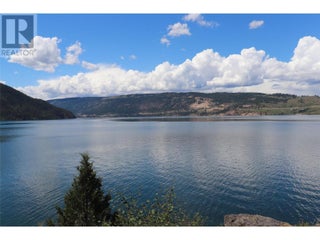 5649 Cosens Bay Road Unit# 8. Coldstream, British Columbia
