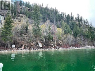 5649 Cosens Bay Road Unit# 8. Coldstream, British Columbia