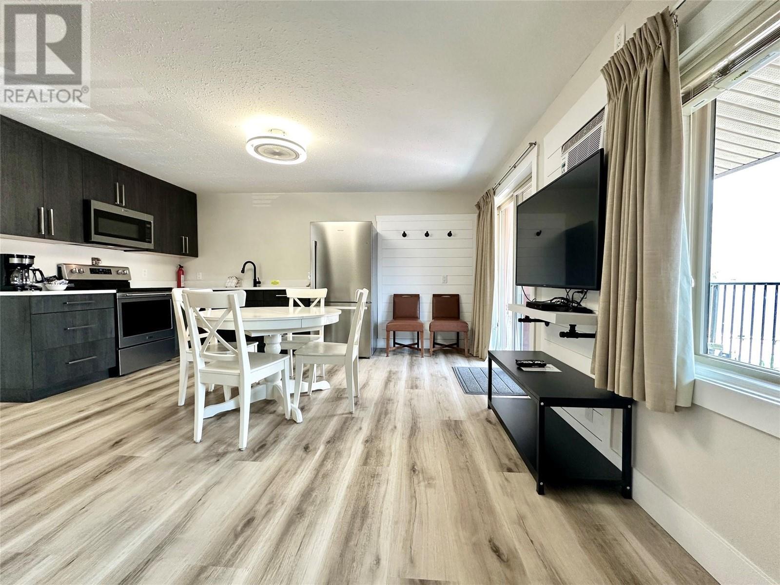 5815 Oleander Drive Unit# 221. Osoyoos, British Columbia