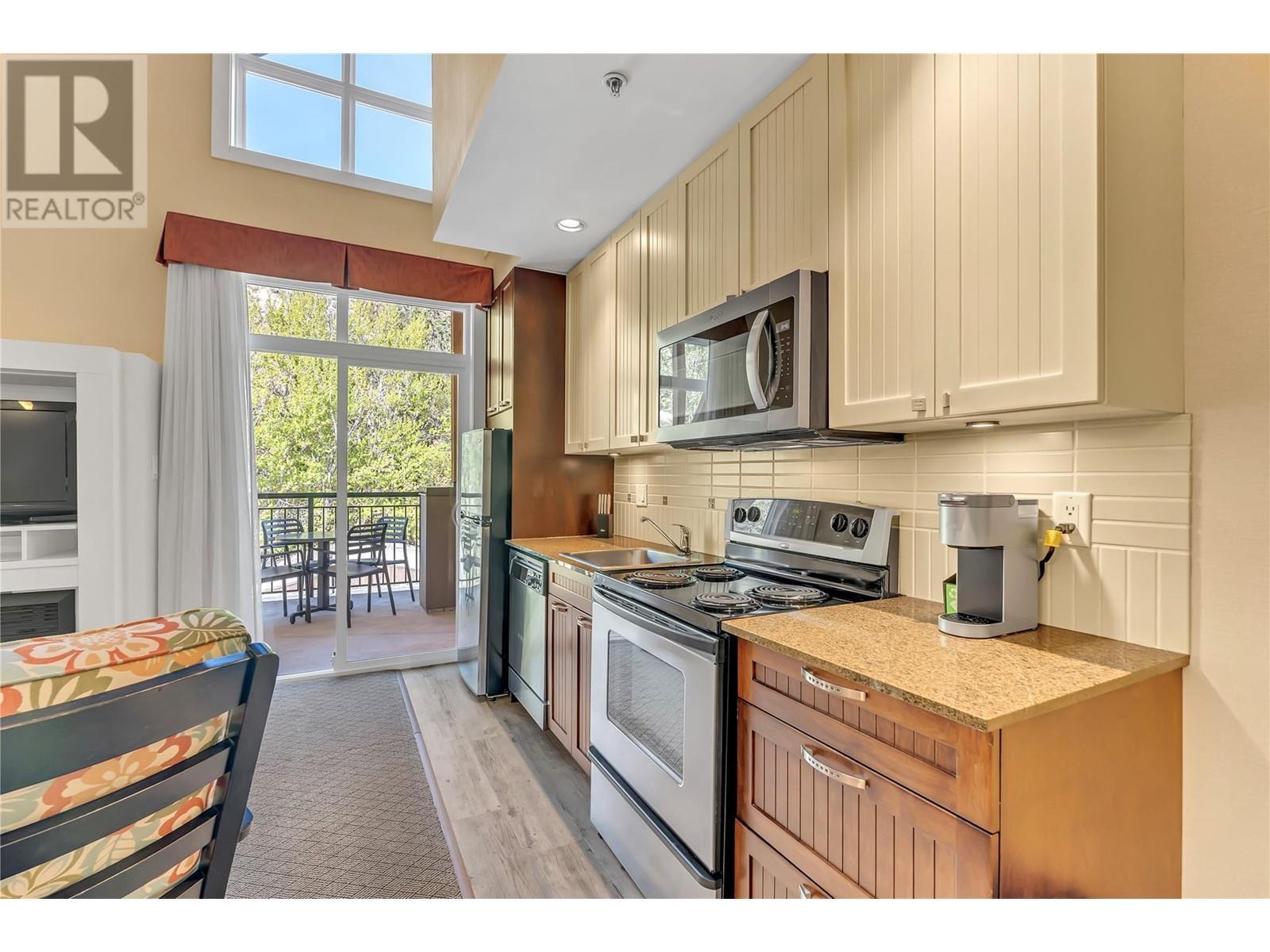 13011 Lakeshore Drive S Unit# 362. Summerland, British Columbia