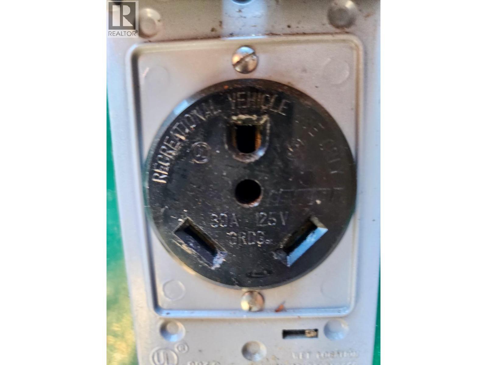 1131 Pine Grove Road Unit# 20. Scotch Creek, British Columbia