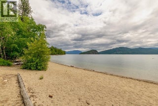 1131 Pine Grove Road Unit# 20. Scotch Creek, British Columbia