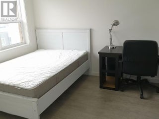 725 Academy Way Unit# Ph1. Kelowna, British Columbia