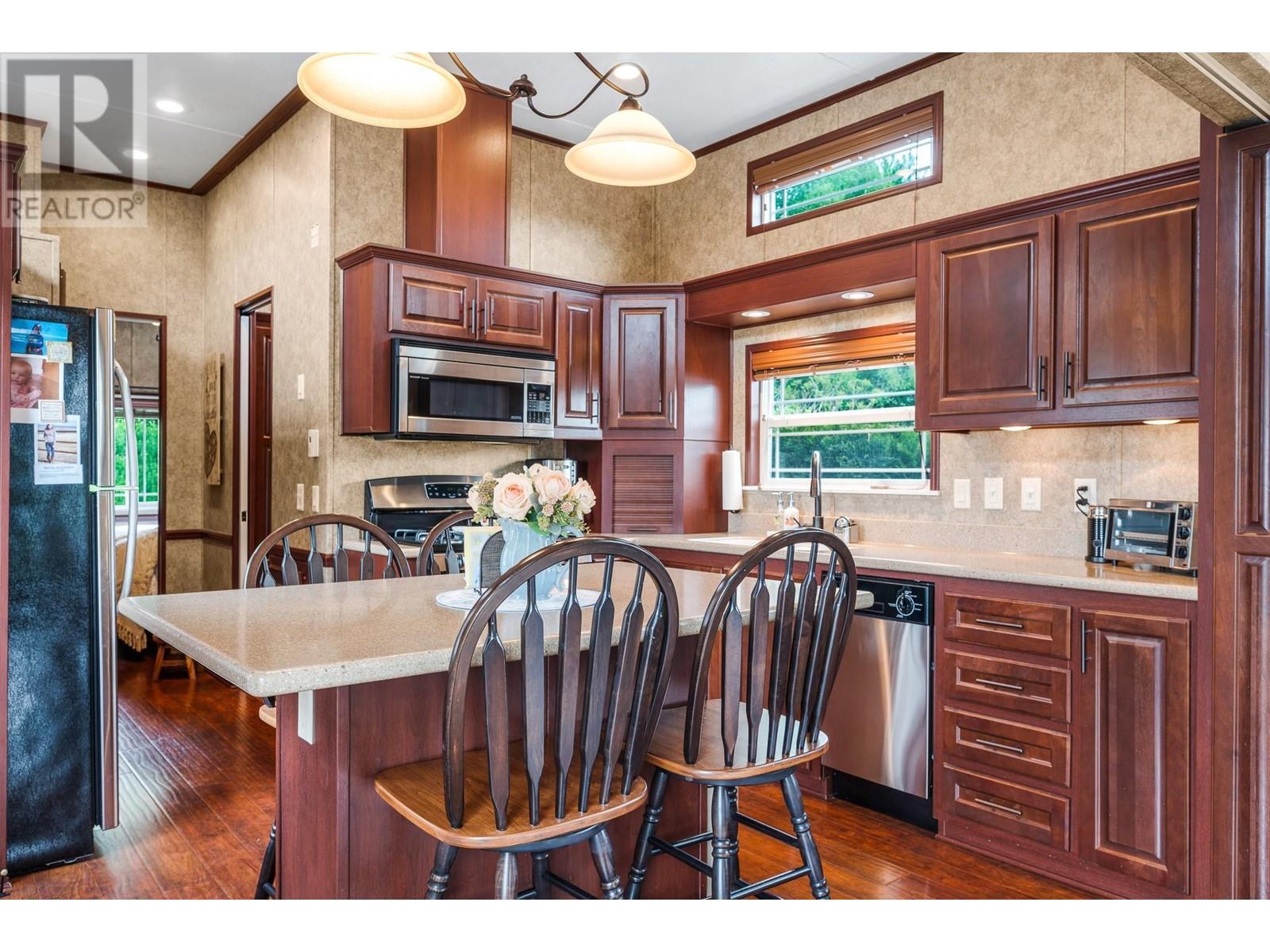 8000 Highland Road Unit# 172. Vernon, British Columbia