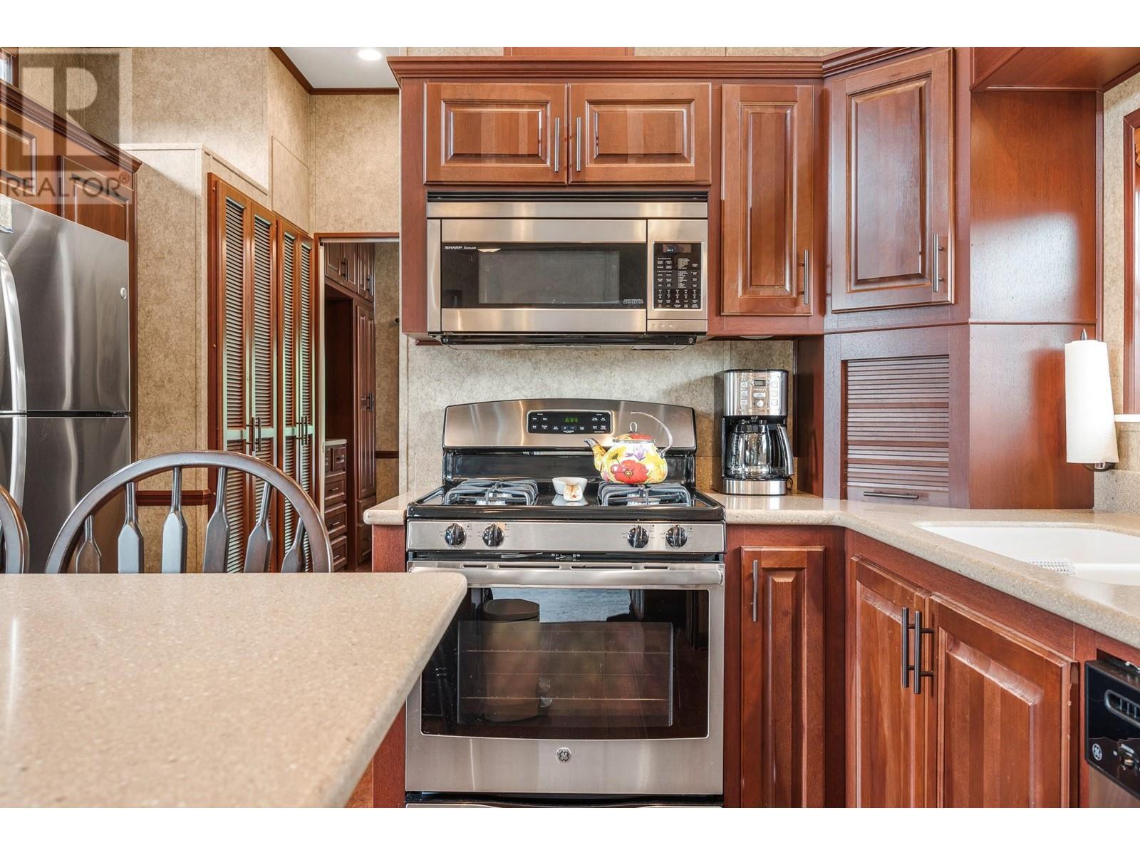 8000 Highland Road Unit# 172. Vernon, British Columbia