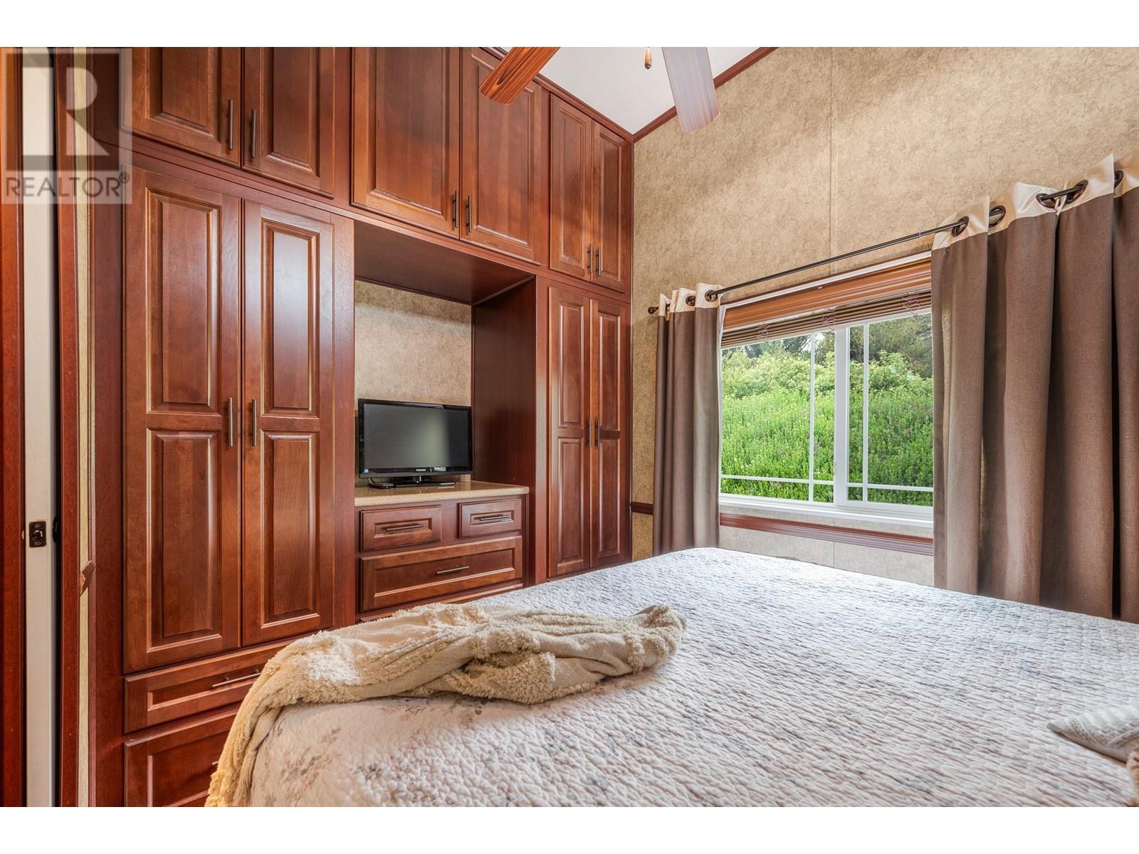 8000 Highland Road Unit# 172. Vernon, British Columbia