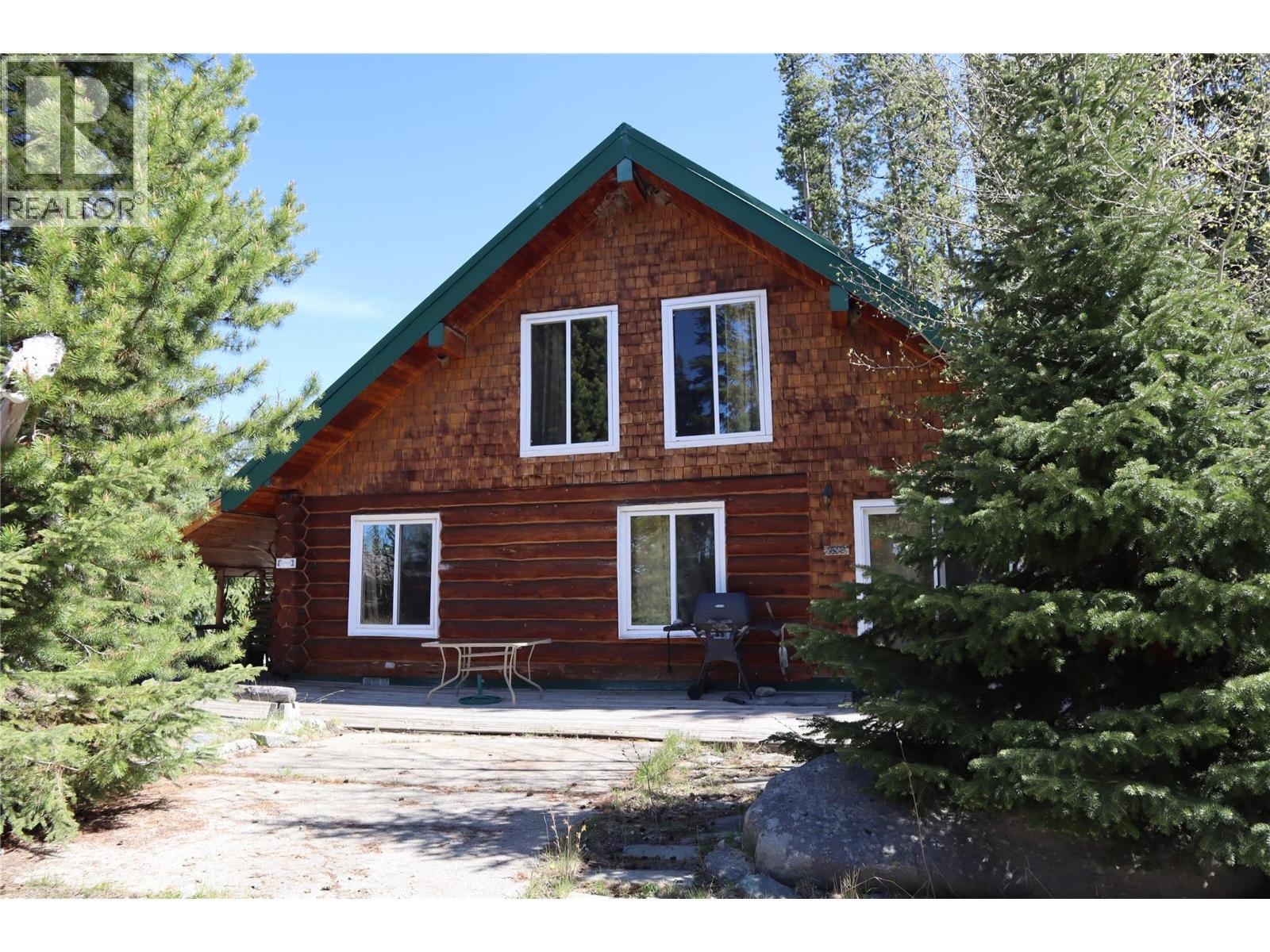 Cabin #20 Hatheume Lake Resort Lot# 5835. Peachland, British Columbia