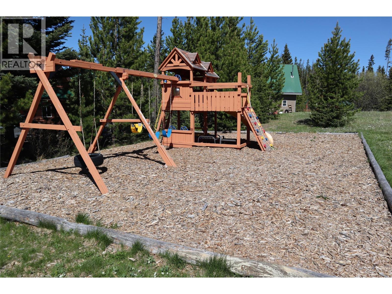 Cabin #20 Hatheume Lake Resort Lot# 5835. Peachland, British Columbia