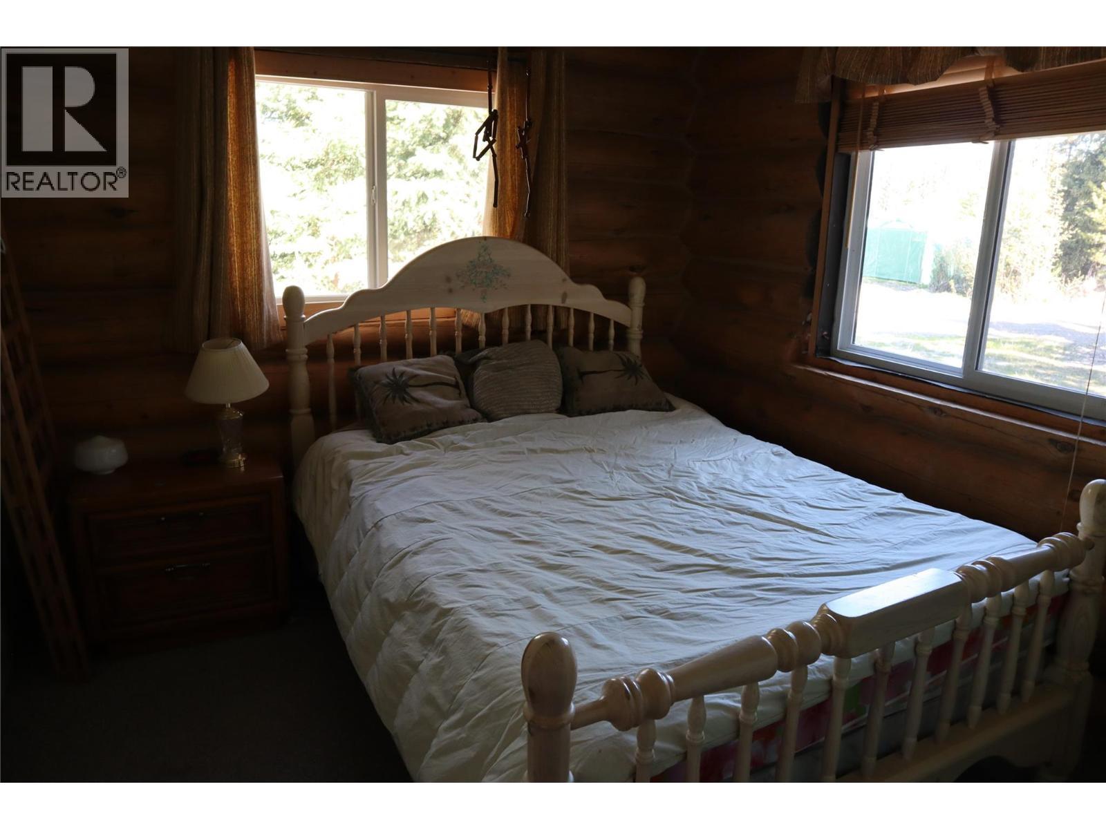 Cabin #20 Hatheume Lake Resort Lot# 5835. Peachland, British Columbia