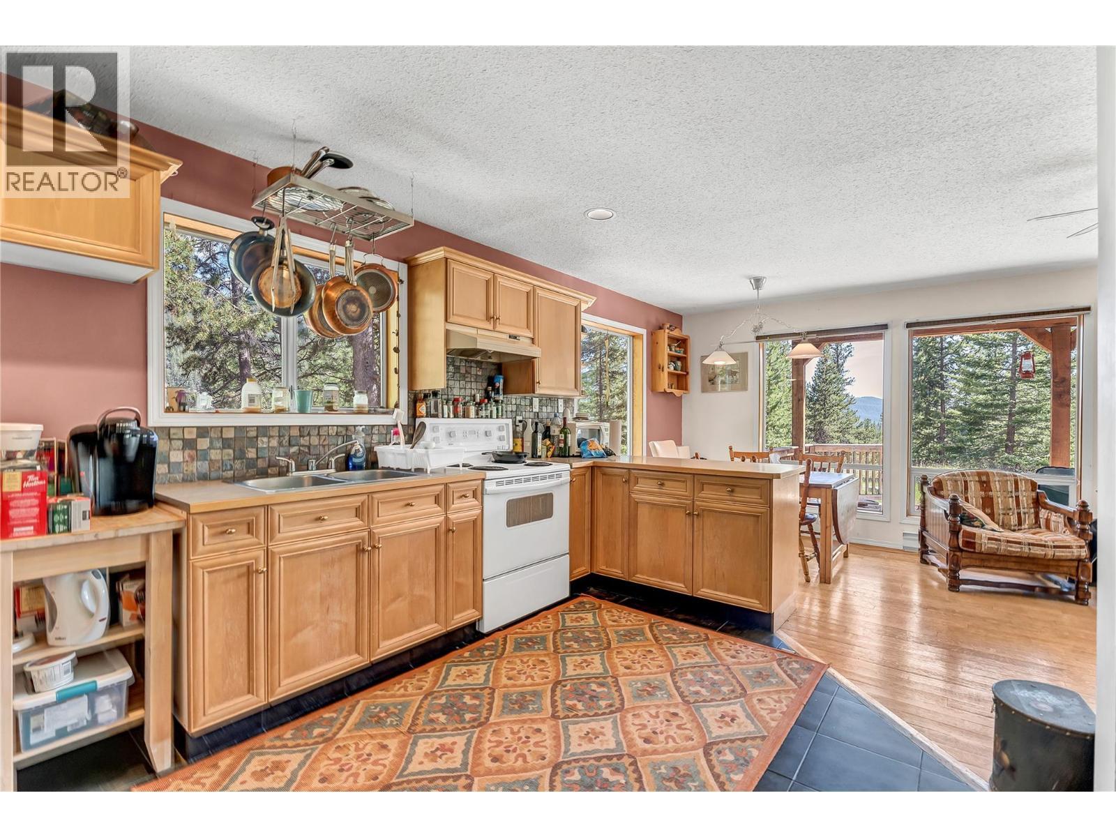 2556 Princeton Summerland Road. Princeton, British Columbia