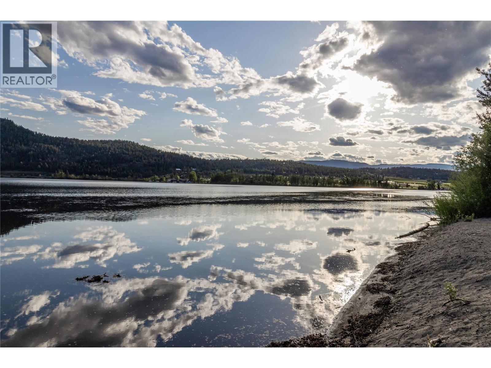 415 Commonwealth Road Unit# 3303. Kelowna, British Columbia