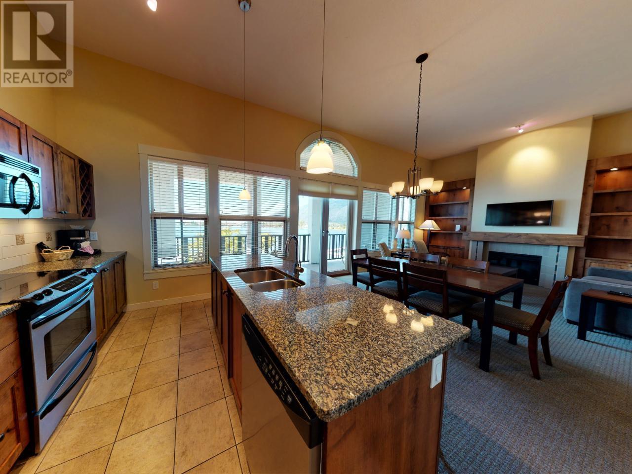 4200 Lakeshore Drive Unit# 320. Osoyoos, British Columbia