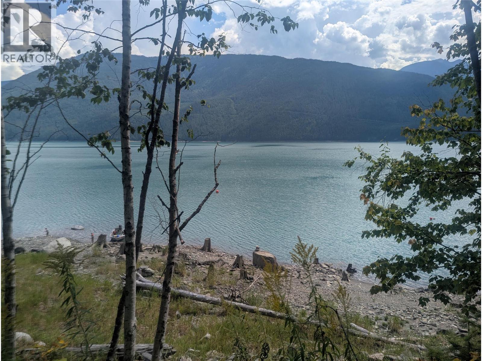 Lot 2 Whiskey Pointe. Revelstoke, British Columbia