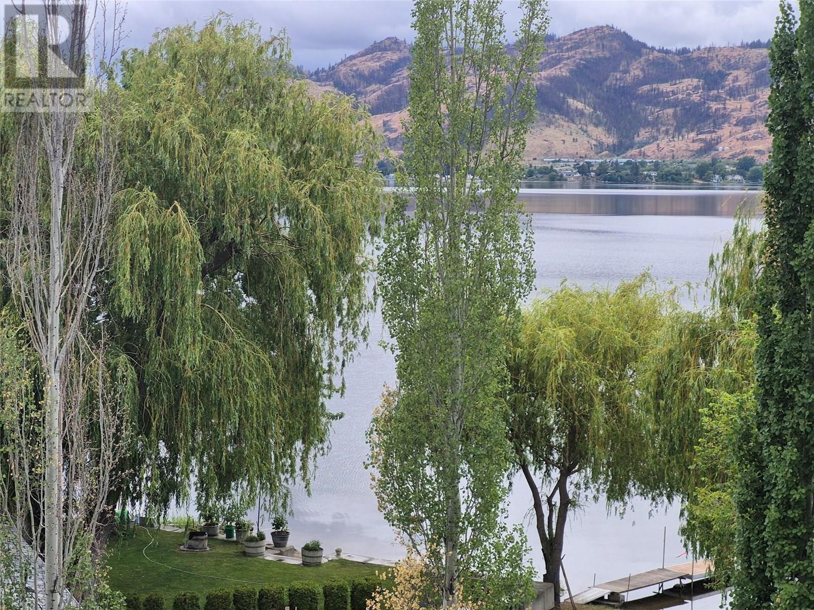 4200 Lakeshore Drive Drive Unit# 302. Osoyoos, British Columbia