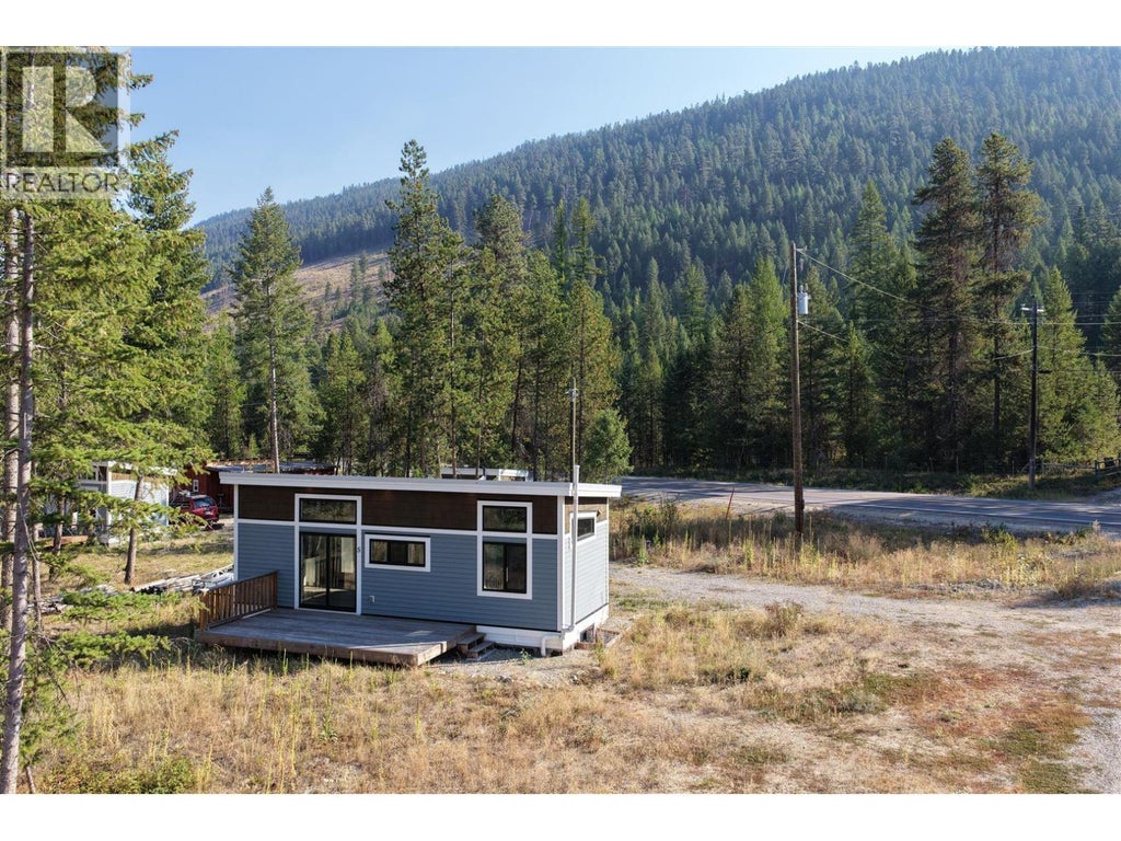 5533 33 Highway Unit# 1, Beaverdell