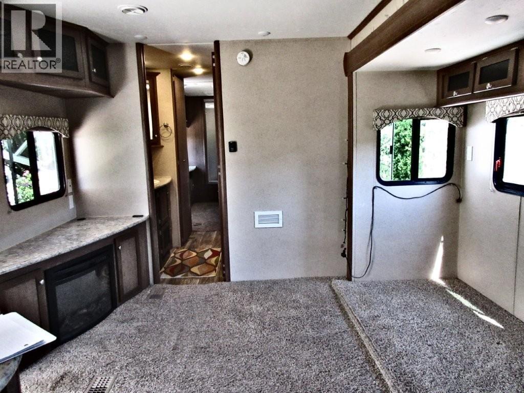 415 Commonwealth Road Unit# 301. Kelowna, British Columbia