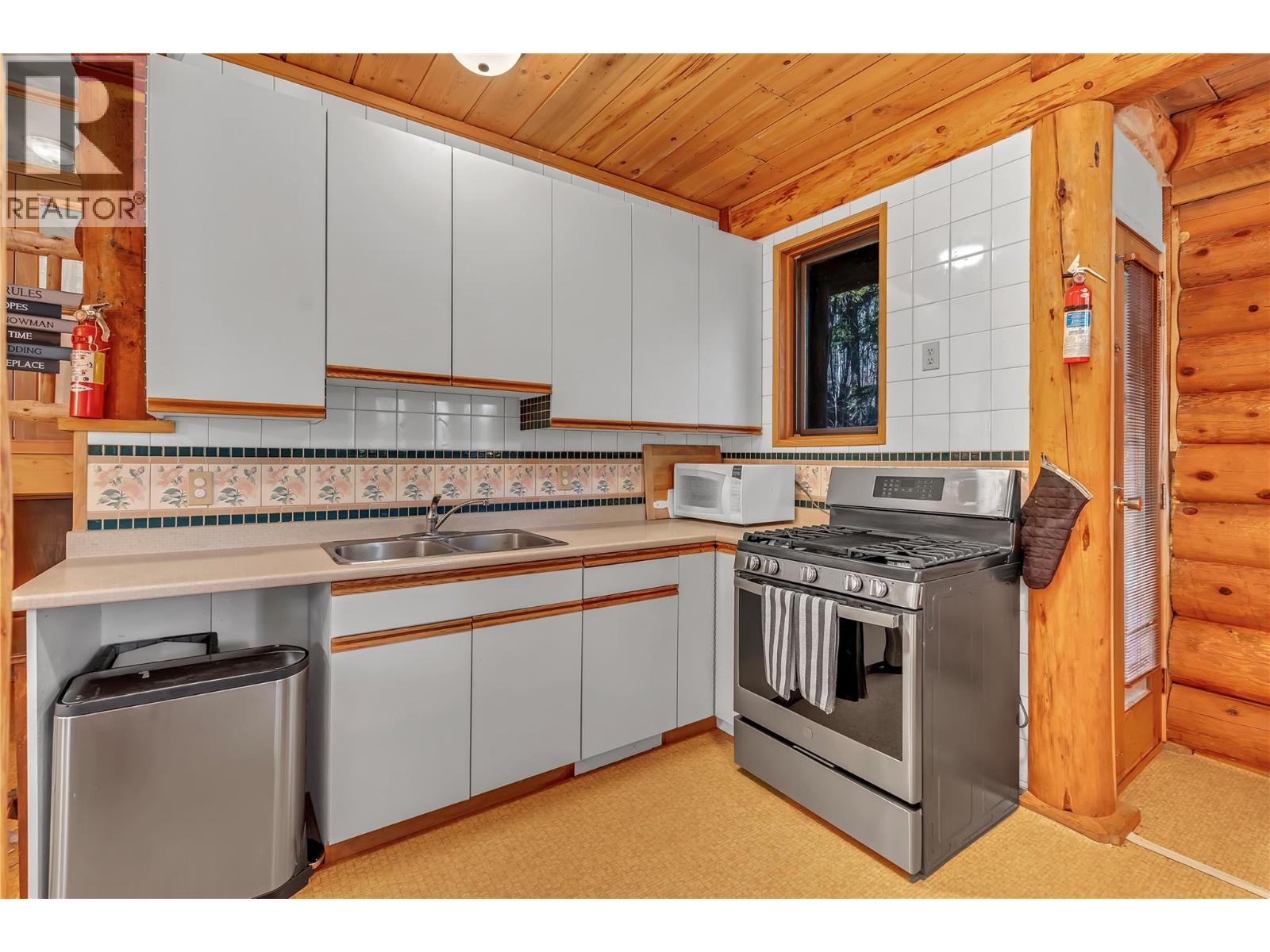 153 Thistle Road. Princeton, British Columbia